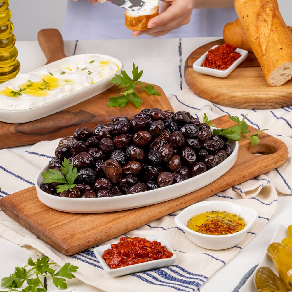 Yöre Gemlik Ekstra Siyah Zeytin (411-460 Kalibre) ürünü