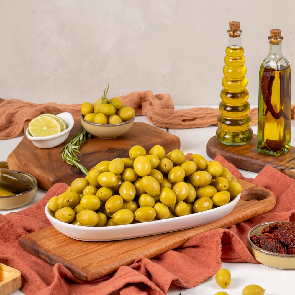 Yöre Domat Kokteyl Süper Yeşil Zeytin 550 gr (161-180 Kalibre) ürünü